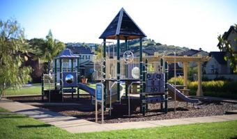 6332 Montecito Dr, Carlsbad, CA 92009