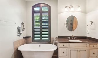333 CHINAWOOD Dr, Abita Springs, LA 70420