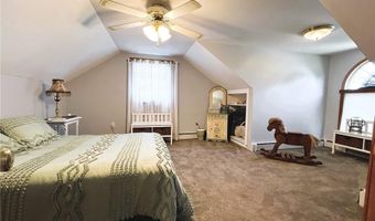 29 Stony Acre Dr, Cranston, RI 02920