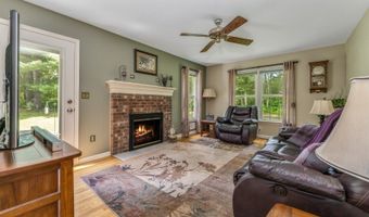 114 Manor Way, Alexandria Twp., NJ 08867