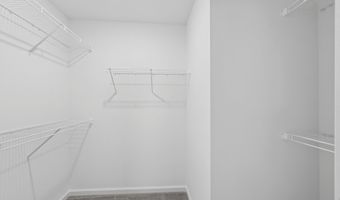 4050 Dutton Dr, Bargersville, IN 46106