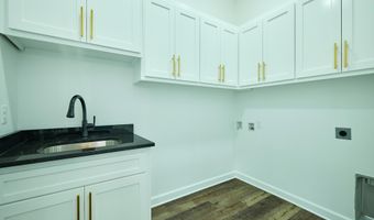 4007 Creek Top, Bauxite, AR 72011