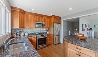 106 Lauri Dr, Charlestown, RI 02813