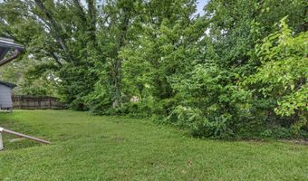 600 Shelton Ave, Ava, MO 65608