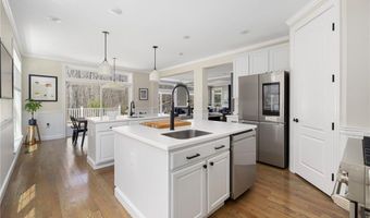 161 Stony Ln, North Kingstown, RI 02852