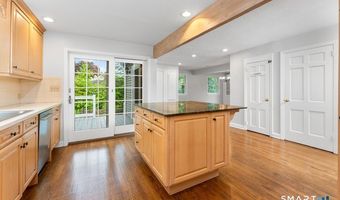 62 Chatham Rd, Berlin, CT 06037