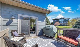 8409 Sunset Cir, Brandon, SD 57005