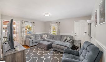 1016 Argyle Ct, Alma, MI 48801