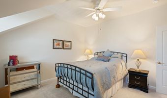 44367 OAKMONT MANOR Sq, Ashburn, VA 20147
