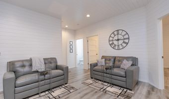 171 Linden Dr. A, Arnolds Park, IA 51331