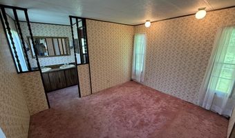 214 Westlake Rd, Ansted, WV 25812