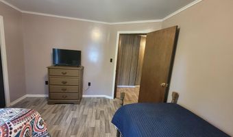 60 Summit St, Baileyville, ME 04694