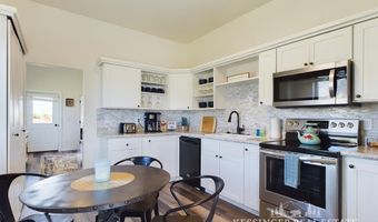653 Southfork Rd, Cody, WY 82414