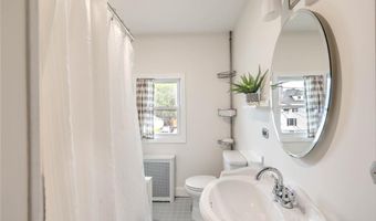 37 Denver Ave, Cranston, RI 02905