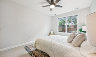 2101 MONROE N 107, Arlington, VA 22207