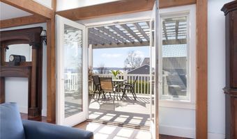 109 Umiak Ave, Jamestown, RI 02835