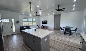 15-2064 30TH Ave, Keaau, HI 96749