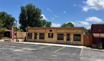 202 N Parkway Dr, Alvarado, TX 76009