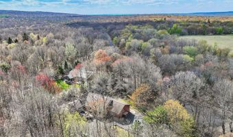 42 Ottomanelli Dr, Albrightsville, PA 18210