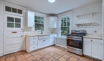 5415 FALLS ROAD Ter, Baltimore, MD 21210