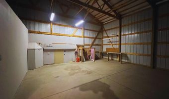 4733 Swan Dr, Bonanza, OR 97623