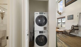 1377 N Transwestern Pump Rd, Bellemont, AZ 86015