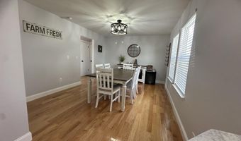 1008 Anchor Ave, Beachwood, NJ 08722