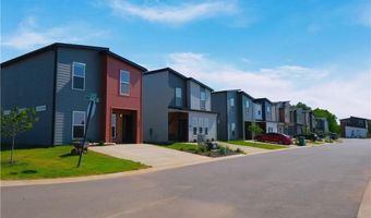 711 Discovery Ave, Bentonville, AR 72712