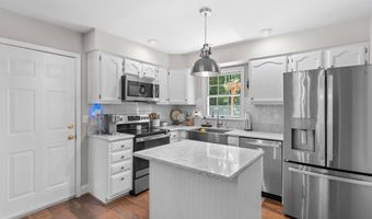 15330 QUAIL RIDGE Dr, Amissville, VA 20106