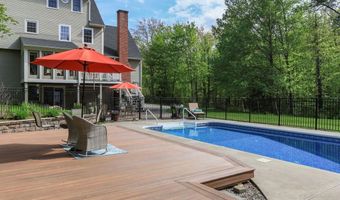 5 Heidi Ln, Bow, NH 03304