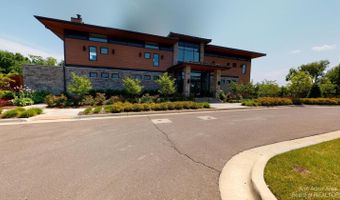 2704 S Spurway Dr, Ann Arbor, MI 48105
