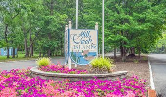 5 Shearwater Holw 5, Bayville, NJ 08721