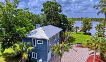 162 Pogy Rd, Apalachicola, FL 32320