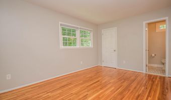 4805 WILLET Dr, Annandale, VA 22003