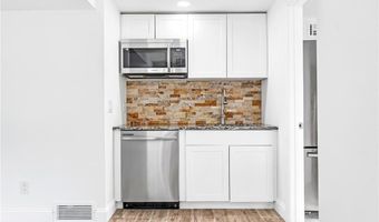 44 Atwells Ave, Johnston, RI 02919