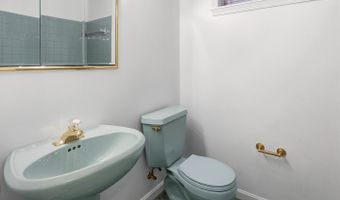 6105 GALLERY St, Bowie, MD 20720