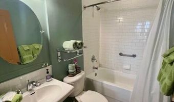 329 Water St 308, Apalachicola, FL 32320
