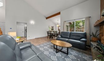 220 Mariner Dr, Anchorage, AK 99515