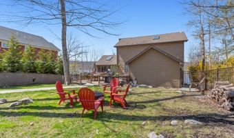 1046 Lakeside Dr E, Alloway, NJ 07422