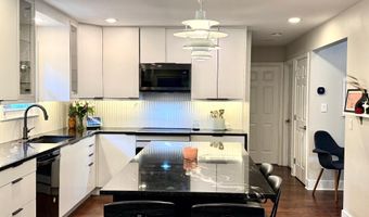 124 SHORE Rd, Arnold, MD 21012