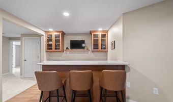 2019 Taylor Cir, Ames, IA 50010