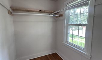 1207 8th St, Aurora, NE 68818