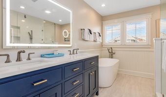 12 Brown Pelican Trl, Bald Head Island, NC 28461