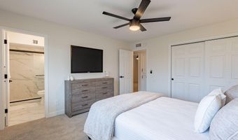 656 E MESQUITE Ave, Apache Junction, AZ 85119