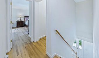 40 Meadow Dr, Bar Harbor, ME 04609