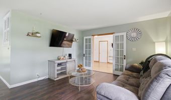 912 W Pleasant St, Aurora, MO 65605