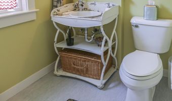 28 B Springbrook Dr, Belfast, ME 04915