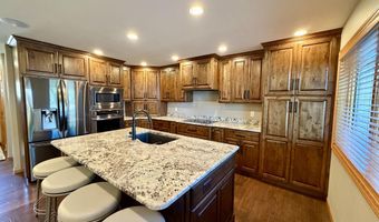 814 S Park St, Aberdeen, SD 57401