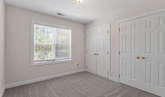 1505 Poets Glade Dr, Apex, NC 27523