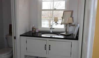 1 Crosstie Ln, Batesville, IN 47006